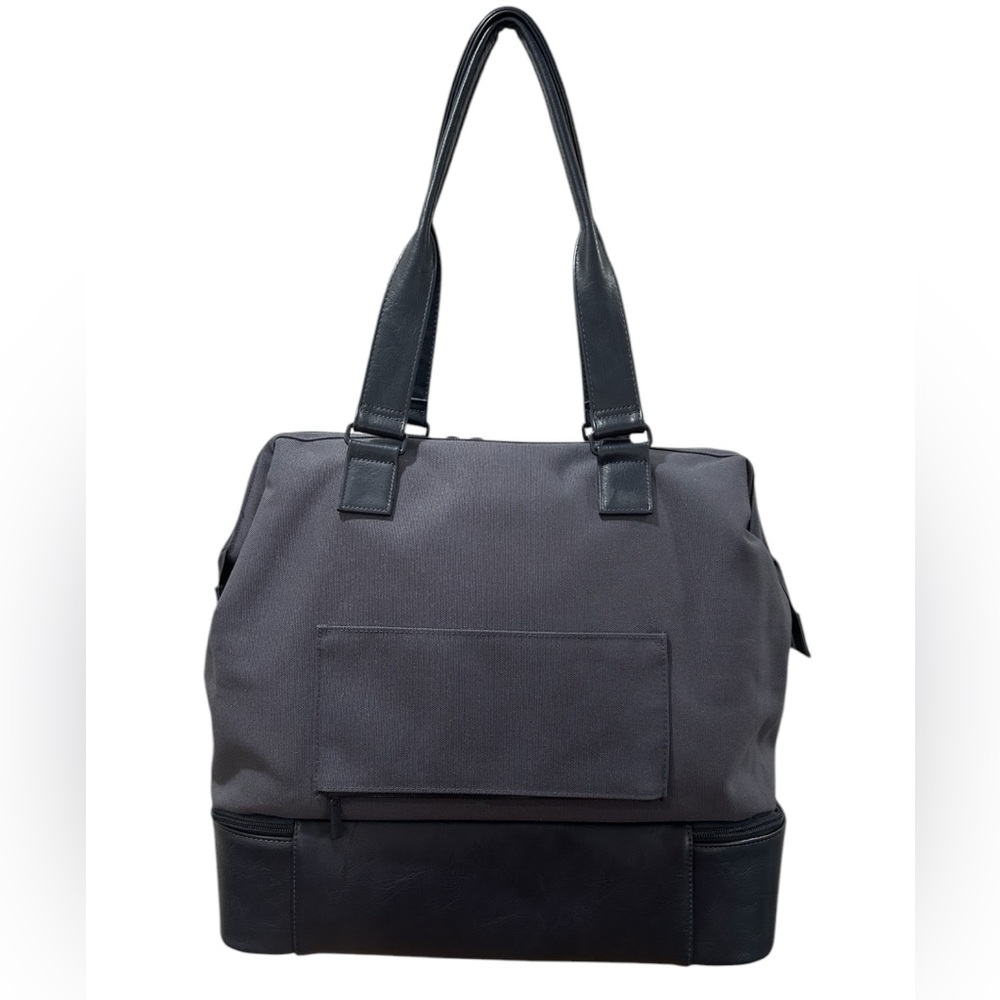 **SOLD** BEIS The Weekender 
in Navy Travel Sophisticated Vacation Unisex - Picture 11 of 16